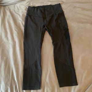 Lulu Lemon Black high ankle leggings. Size 10